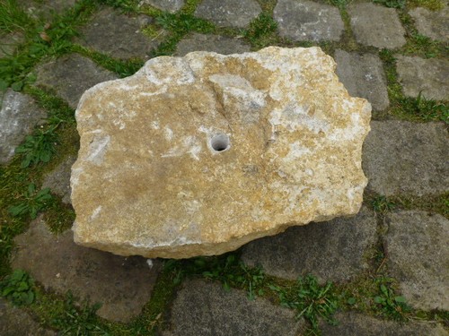 Quellstein brunnenstein mit - quellstein,