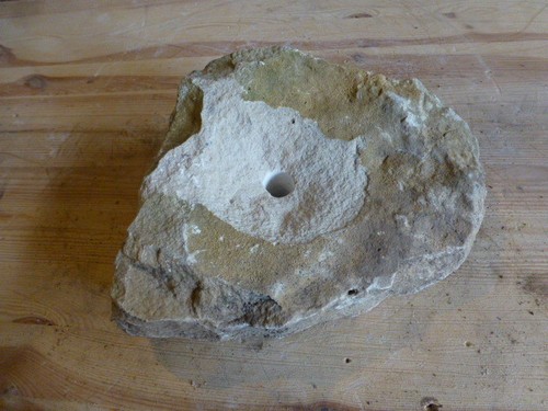 Quellstein brunnenstein mit - quellstein,