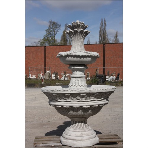 Springbrunnen aus steinguss - aus,
